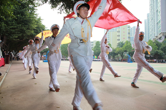 揮舞運(yùn)動(dòng)激情，共筑國(guó)際化教育夢(mèng)