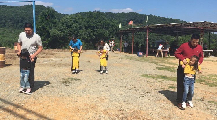 遠(yuǎn)恒佳花園幼兒園中二班社會(huì)實(shí)踐活動(dòng)——深圳市老虎溝生態(tài)農(nóng)場(chǎng)一日游